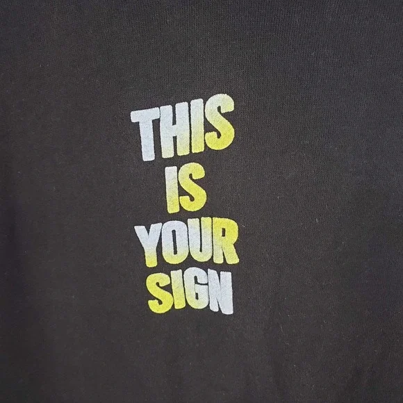 Seek Discomfort Hoodie Unisex Black  Graphic Size Small NWT Men Womens - Picture 2 of 5